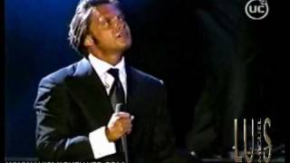 Luis Miguel  Como Duele  Chile 2002 [upl. by Evangelist]