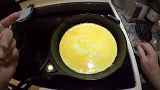 Egg Omelette in Brand New Blacklock 96 Skillet from Lodge  How did it perform [upl. by Thomasin]