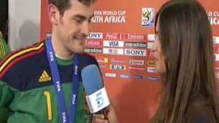 Iker Casillas kisses interviewer girlfriend live on TV [upl. by Zielsdorf]