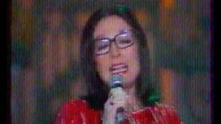 Nana Mouskouri  Chanter La Vie  Live [upl. by Siravart373]