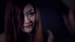 မဖြစ်သင့်ဘူး မချစ်သင့်ဘူး Official MV  Bunny Phyoe ftEint Chit [upl. by Sanferd]