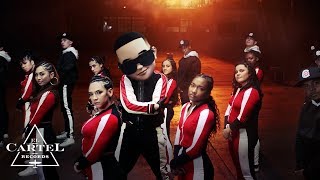 Daddy Yankee amp Snow  Con Calma Video Oficial [upl. by Aneryc]