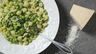 Pasta e Piselli  Rossellas Cooking with Nonna [upl. by Senecal]