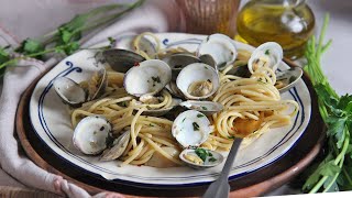 Italian Spaghetti with Clams [upl. by Osbourne]