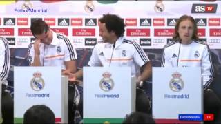 Cristiano Ronaldo e Marcelo rindo durante entrevista [upl. by Ahsenal]