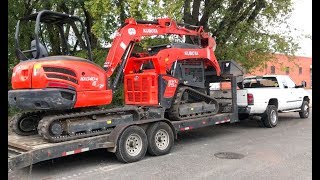 HOW I TRANSPORT MY MOTORCYCLE  Enclosed Trailer Review [upl. by Grewitz729]