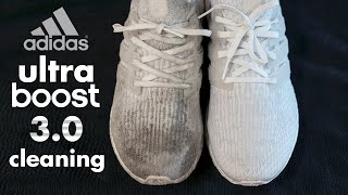 How to Clean White Shoes  Quick and Easy Method [upl. by Haney]