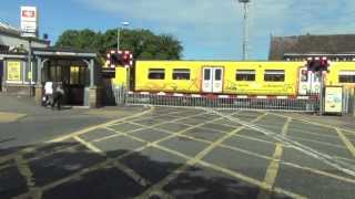 Birkdale Level Crossing [upl. by Nnaeerb]