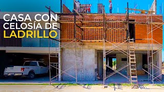 CASA CON CELOSÍA DE LADRILLO  OBRAS AJENAS [upl. by Raymund341]