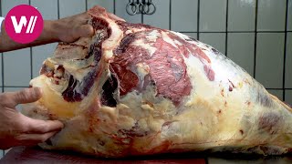 Schweizer Spezialitäten Bündnerfleisch und Nusstorte [upl. by Aikemaj]