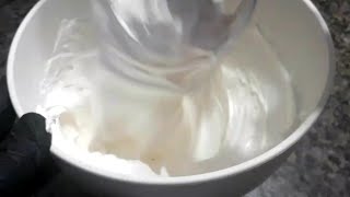 CHANTILLY DE CREME DE LEITE DE CAIXINHA 3ingredientes [upl. by Beitris115]