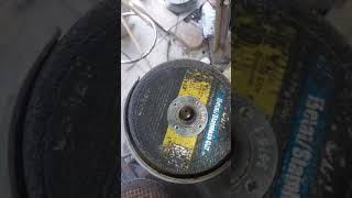 Dewalt 1820v DCG412 Angle grinder disc change Allen key [upl. by Prady]