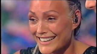 Anna Oxa  Senza pietà Premiazione Vincitrice Sanremo 1999 [upl. by Dawaj664]