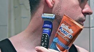 Gillette Fusion Proglide Styler  Transparentes Rasiergel Test [upl. by Ehcnalb]