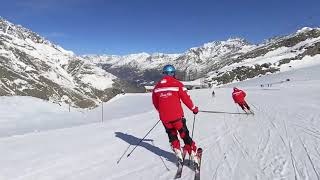 76 km non stop carving in Saas Fee in 8min 30 [upl. by Hyacinthia]