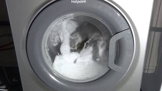 Review and Demonstration of Hotpoint smart WMFUG742G 7kg 1400 spin Washing machine [upl. by Burnie95]