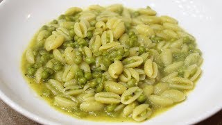 PASTA E PISELLI CLASSICA  FoodVlogger [upl. by Eronel314]